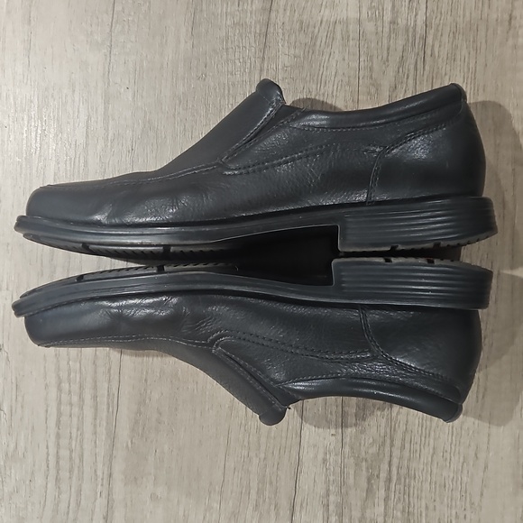 Rockport Men's Black Leather Slip-On Shoes size 10 - Picture 7 of 13
